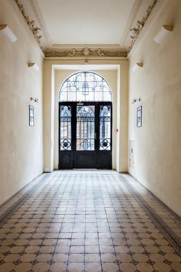 Jana 3 Apartments Краков Экстерьер фото